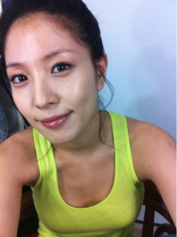 whimsicalchild:  WAE SO PURTY? &lt;33333 http://twitter.com/#!/BoA_1105  BoA was the 1st kpop star i ever heard of. but SNSD actually made me LISTEN to kpop.