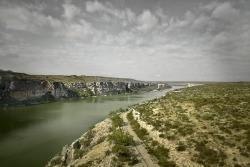 mpdrolet:love this spot you should it real life  View from the Pecos River bridge Del Rio, Texas May 2010 * click to enlarge 