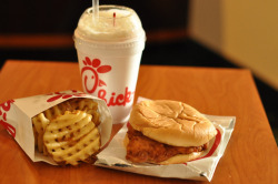 lovesabove:  I prolly post atleast one food pic a day. But on the plus side. Chick-Fil-A’s yummah:) 