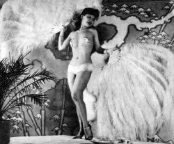 ladylyburnum-blog:Noel Toy, burlesque dancer at Forbidden City in the 1940s