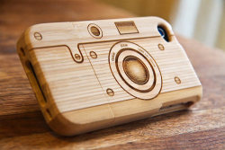 hunsonisgroovy:  Wood Camera iPhone 4 Case 