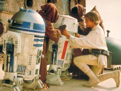 retrostarwars:  “He’s just perfect!”  One of my favorite images!!!