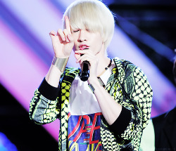onlyhyuksuperjunior:  KBS OPEN CONCERT - EUNHYUK  This is the first time i see cute &amp; handsome &amp; sexy &amp; hot &amp;#$%#$^# Monky :|