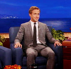 fuckyeahmcgosling:  Ryan Gosling’s reaction to a guy screaming ‘YEAH!’ when he made his entrance (x)