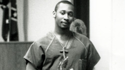 xgabba:  thedailywhat:  Another Follow Up of the Day: Despite a slew of last-ditch efforts, including an appeal to the Supreme Court of the United States, death row inmate Troy Davis was executed by lethal injection at Georgia Diagnostic Prison near Jacks