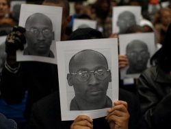 insanityy:  RIP Troy Davis 11:08pm est “An eye for an eye makes the whole world blind” No physical evidence. No murder weapon found. 7 out of 9 recanted their testimonies.  Who is Troy Davis? I AM TROY DAVIS! 