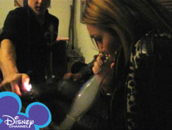malibu-daisy:  simply—-bliss:  I like how everyone freaks out over this picture. She is smoking salvia, which at the time of this photo was 100% LEGAL to smoke. Either way, who gives a shit?