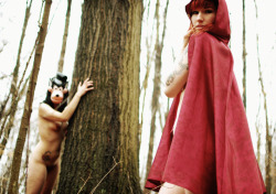 clitastrophe:  Red Riding Hood No. 2 by Tsururadio 