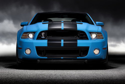 stevenlenoir:  2013 Shelby Gt500: The Worlds Fastest Production V8.  “The New Shelby GT500 sets a performance-driven design standard with new downforce-generating front grilles, aggressive splitter, new quad exhaust system and two new forged-aluminum