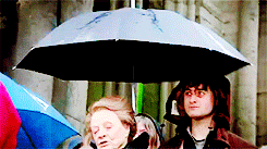 dumbledorred:   SHE GETS THE STAR OF THE ENTIRE FRANCHISE TO HOLD HER UMBRELLA.   