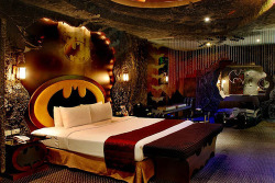 qracefully:  literally the bat cave 