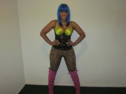 bunzzzman:  Keani Cochelle in a Nicki Minaj style blue wig - Twitter pics @keani_cochelle  Only KC&rsquo;s ass is real lol