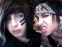 the-sgtc-report:  The dynamic duo Dahvie Vanity &amp; Jayy Von Monroe &lt;3 The power of friendship is so strong :”) 