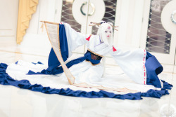 cosplaygen:  (via Hinoto (X-1999) @ Katsucon 2012 - Preview by *alucardleashed on deviantART) 