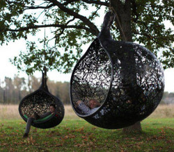 micasaessucasa:  Cool Hanging Chair made of Volcanic Rock by Maffam Freeform 