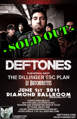 awesome show ive seen deftones 5 times now! was on the front row rail at 4 of 5 shows.