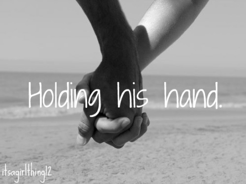 hands holding on Tumblr