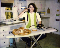 dumbdaisies:   Johnny Depp making grilled cheese sandwiches with an iron.   im gonna cry im so in love