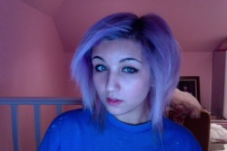 just topped my lilac, looks kind of dark in my bedroom so i will do a better one tomorrow in the daylight :) I&rsquo;m in my painting t shirt just so you know :p