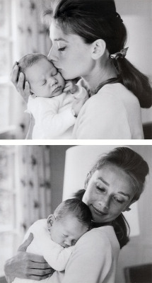  Audrey Hepburn with her newborn son Sean, 1960. scan by rareaudreyhepburn from the book The Audrey Hepburn Treasures. 