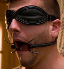 bigandlocked:  youthfuldominance:  Perhaps the greatest benefit that a spider gag provides is that you can force a boy to accept his own mess. Sometimes boys close their mouths and shake their head. This removes that choice.   and now for exhibit B -