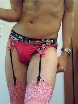 Ooo&hellip; pink lace stocking tops!