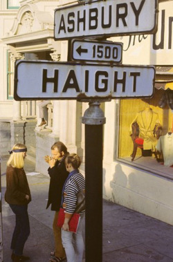 bug-bite:  psychedelic-sixties:  Hippies on the Corner of Haight and Ashbury, 1967 (Gene Anthony)  my mom told me a story about how my grandmothers best friend died there because she overdosed on heroin and they decided to inject her with milk.
