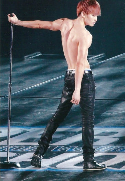 haewookie:  unnnnff his body is amazing T__T&lt;3  To sexy!! X&hellip;&hellip;x
