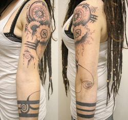 toodrunktofolk:  b-r-e-a-t-h-e-c-h-a-o-s:  Couple Tattoo by Tattoo Expert on Flickr.  perfect