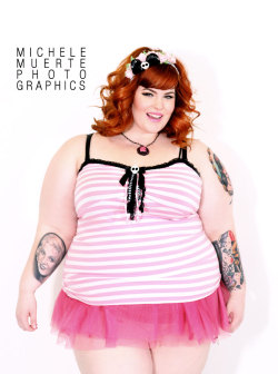 linslusts:  tessmunster:  So excited that the plus section is now up on Jessica Louise Clothing, modeled by yours truly! It’s a total dream to be wearing her designs after years of wishing she had expanded sizes! Now, I get to model for her! Go check