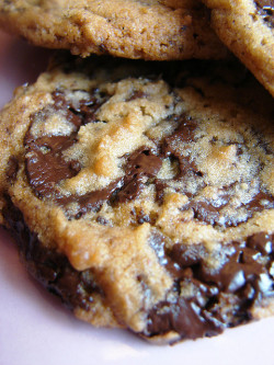 thecraving:  Chocolate Chip Cookies 