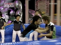 pervingonkpop:  When Siwon gets horny, I’m guessing it’s basically find the nearest surface and hold on for dear life.  