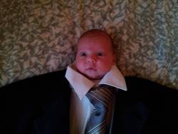 littlejesseryan:  My mom asked me for a “formal picture” of my one month old baby, I sent her this. 
