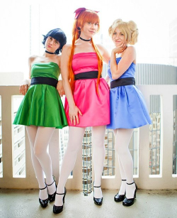 iamjustchasingrainbows:  spectacularbear:  general-lovely:  disputedleech:  candycane-horns:  butts-with-bro-shades:  bunny-leech:  bolindownariver:  So i was like “wow great PPG cosplays” Then I saw it  awir987gfdg8us4ot8erg798ds7zf0ea48osiudfvz