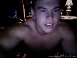 wankoncam2012:  us college football beefcake wanks on his couch and cumsDOWNLOAD WEBCAM CLIP NOW