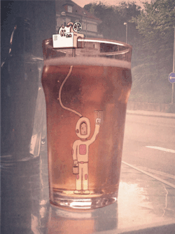 mypartofspace:  just random diver…inside a glass of beer. 