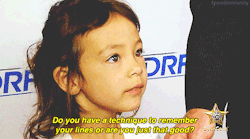 fymodernfamily: The four-year-old Aubrey Anderson-Emmons about remembering her lines. 