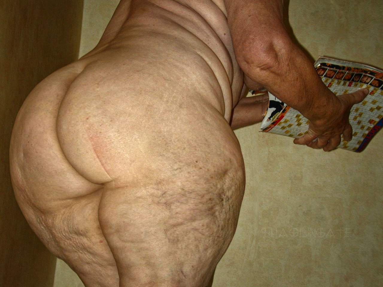 Big booty granny bbc