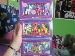 bronyhood:  BRONYHOOD GIVEAWAY: Here, my friends, is a chance for you to win ONE of these wonderful pony sets AND two blind bag ponies (not pictured cuz I haven’t bought them yet). When I contact the winner, they shall choose one of the sets. RULES: