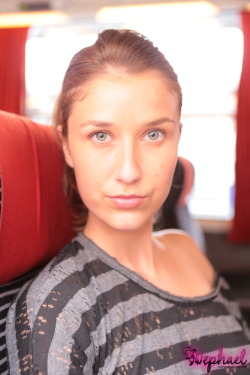 photo Hors SÃ©rie, tests dans le train :) #portrait // Special issue photo, tests in trainÂ 