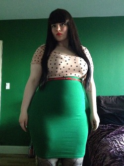 candidtna:  invasionofcoffeemonster:  bustabaxtagmc:  loveallchubbygirls:  green skirt  I’ll fuck the shit out her thick ass doe  What if I don’t want you to thrust the poop out of my thick ass, doe? Also, to the people saving and uploading my pictures