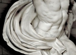 frag-mented: Mercury and Psyche - Reinhold Begas,  1857