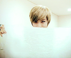 &lt; Dongwoo’s charming point, his wink! ◕‿◕✿ &gt; 
