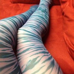 emmyc:  hanoodles:  loremjay:  Hand Dyed Tights for Sale! Hello! I’ve been dyeing my own tights lately and I thought it would be fun to offer them as commissions! Solid colors (not shown) are ฟ plus shipping. Two-color tights (shown) are ษ plus