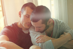bestofbromance:  bros have tender moments…  not having these? get some new bros… topher ;)side note: BOB is trying to reach 10000 followers by new year’s, so any reblogging, favoriting, liking and promoting is much appreciated! 