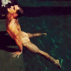 wolfgangbang:  #wet #lean #muscle #hot #gay #pool #model (Taken with Instagram) 