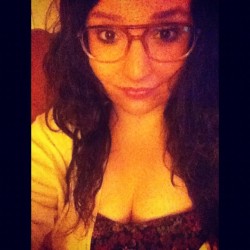 Natural hair 😊 #glasses #boobs #curly  (Taken with Instagram)