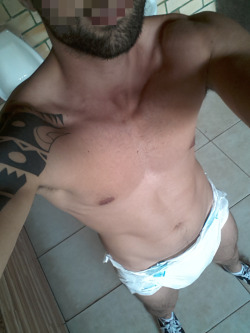 peepantsx:  Soaking diaper on public restroom. Nobody saw me taking this picture, but anyone could come in anytime. 