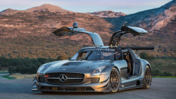 automotivated:  Mercedes Benz SLS AMG GT3 