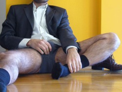 sniffingsocks:  italxyz:  without my pants  I’M READY TO START SNIFFING YOUR SMELLY SOCKS AND SUCK YOUR HARD COCK!!! 